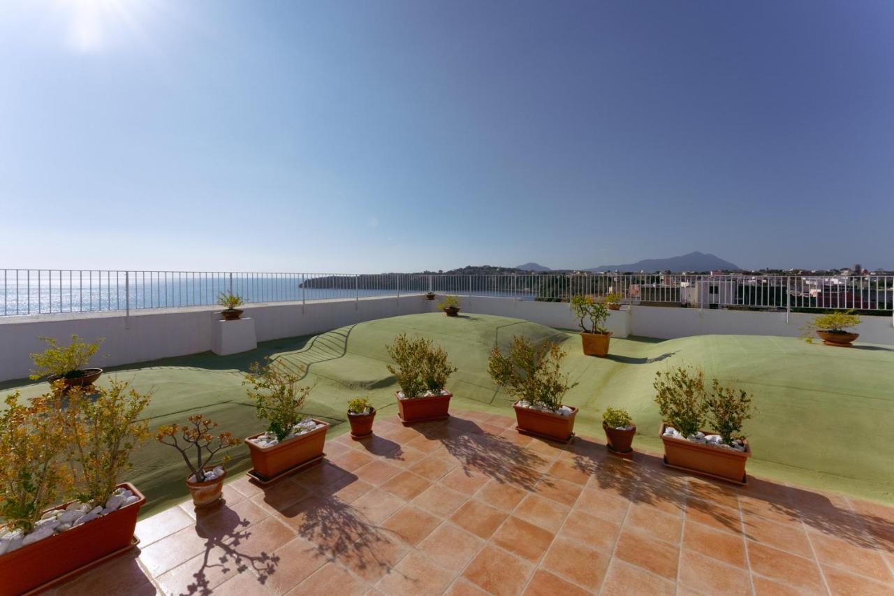 Apartmán Torretta Corricella- Punta Pizzaco Procida Exteriér fotografie