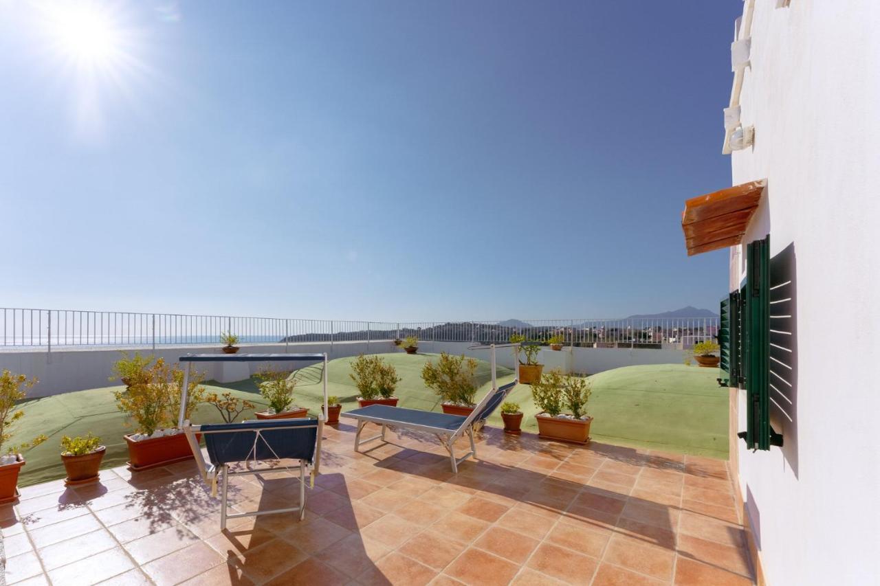 Apartmán Torretta Corricella- Punta Pizzaco Procida Exteriér fotografie